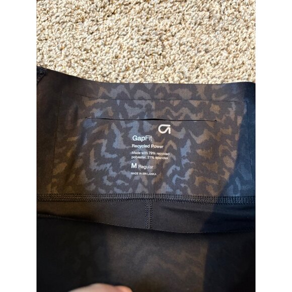 NEW Gap Fit Recycled Power 7/8 High-Rise Black Animal Print Leggings Medium - Picture 5 of 10